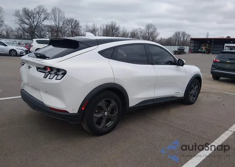 2021 Ford Mustang Mach-E Select z USA, uszkodzony, nr VIN 3FMTK1SS7MMA19526